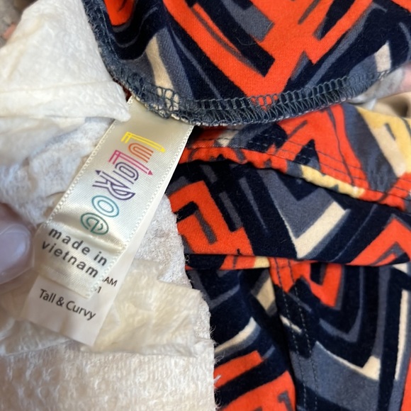 6 pairs of leggings Lularoe & Basic Priced for all 6 pairs together - Picture 8 of 16